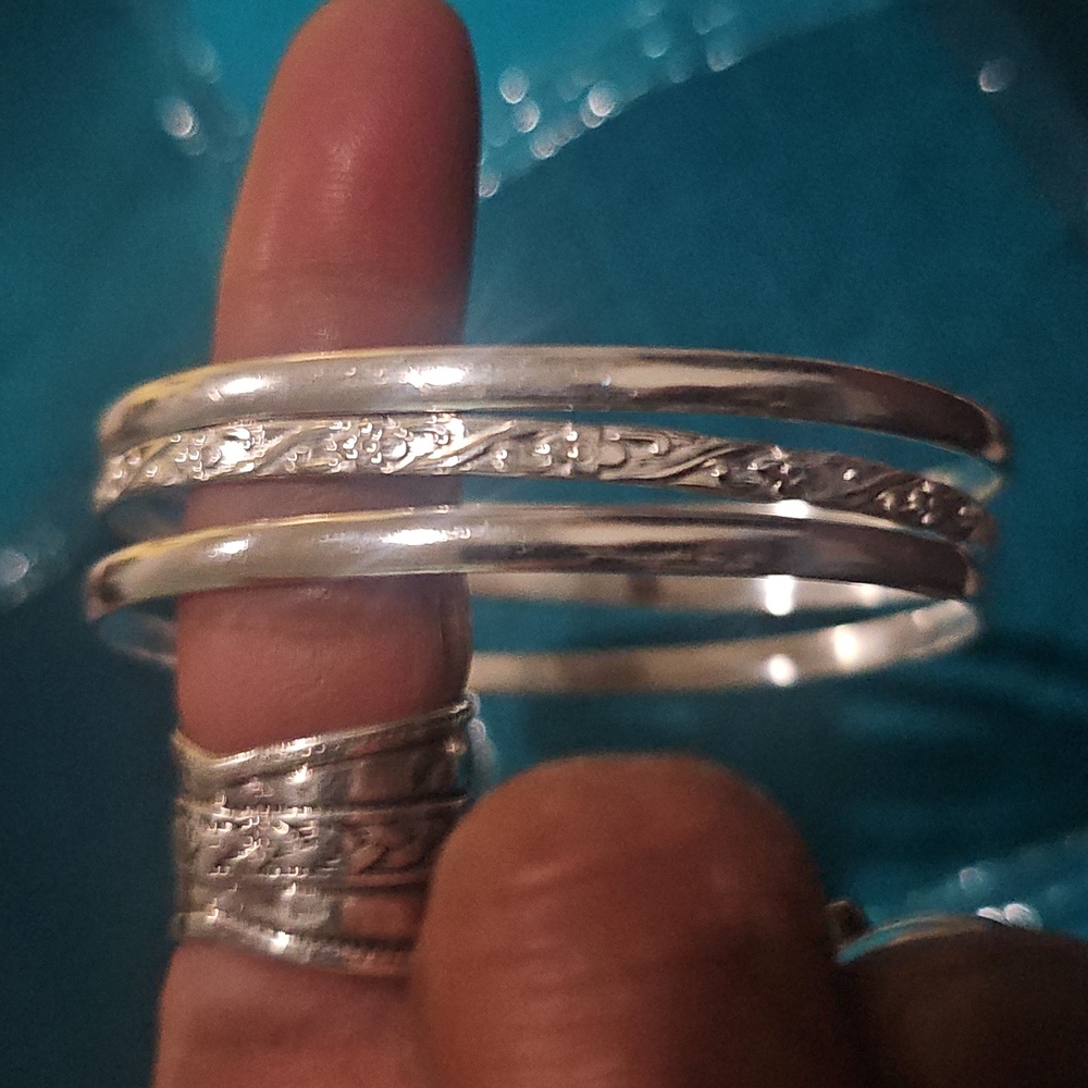 Elegant Silver Bangle Set